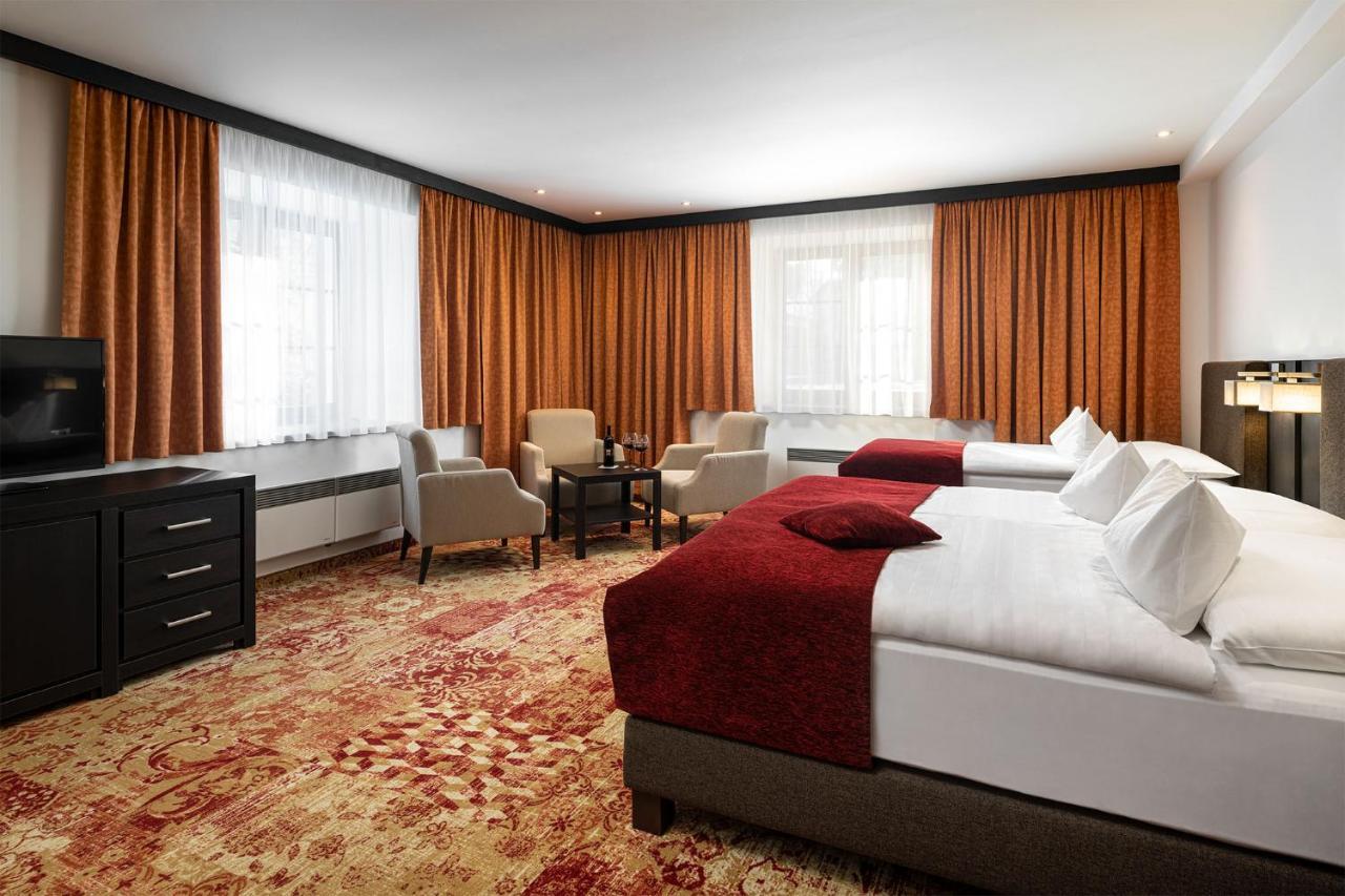 Hotel Singer Ludvíkov Екстериор снимка